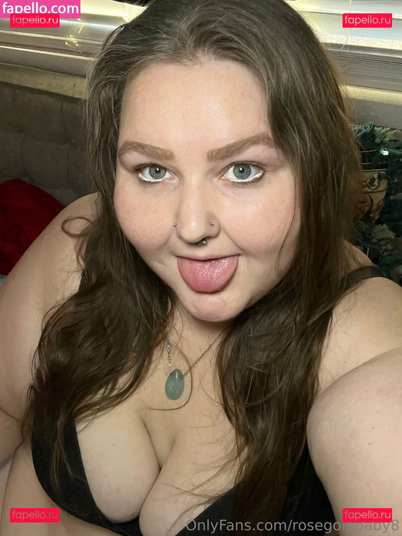 rosegoldbaby8 Onlyfans Photo Gallery 