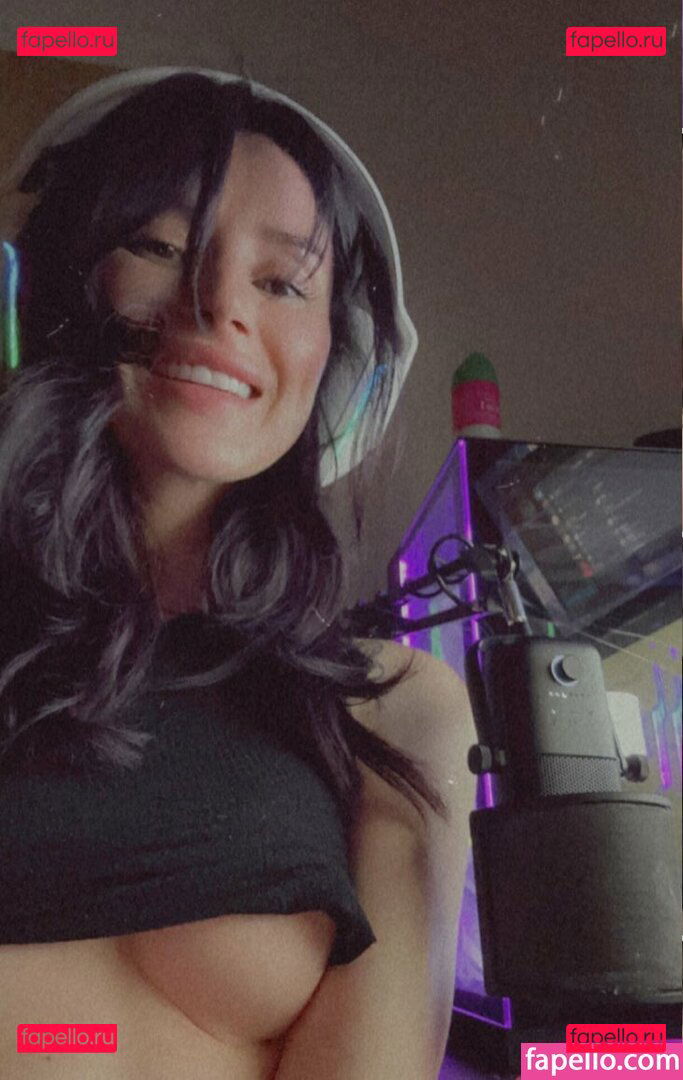 Emilyydinn / Notdiin / notdiiin Onlyfans Photo Gallery 