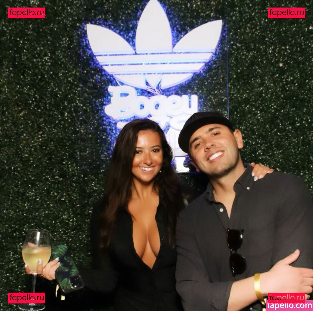 Sondra Telarroja / sondratelarroja Onlyfans Photo Gallery 