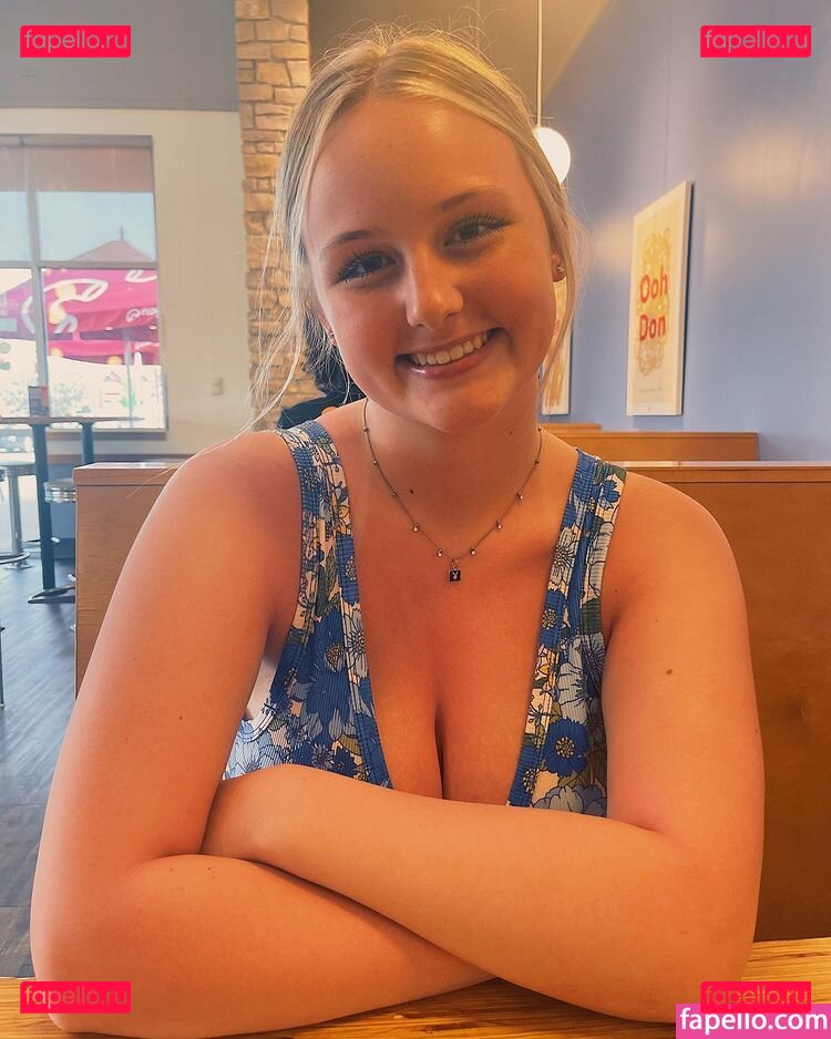 Anya Marie / anyatruax / mariebabbyy Onlyfans Photo Gallery 