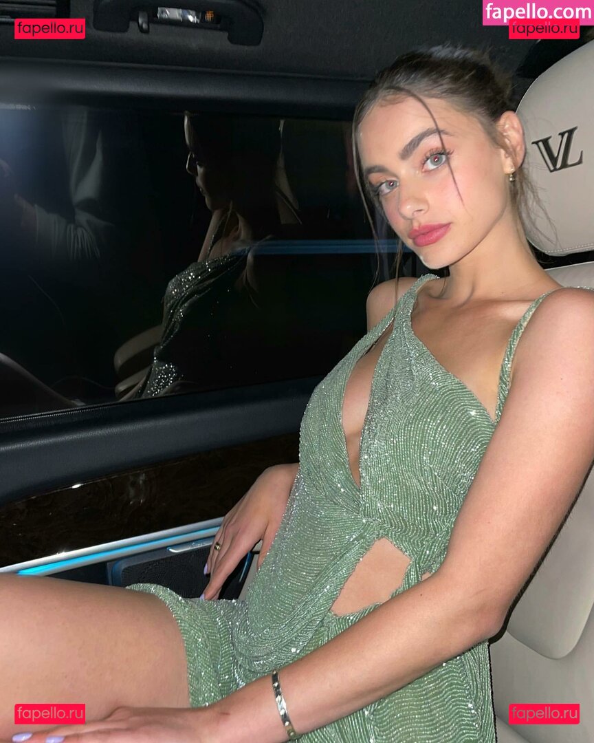 Yael Shelbia / yaelshelbia Onlyfans Photo Gallery 