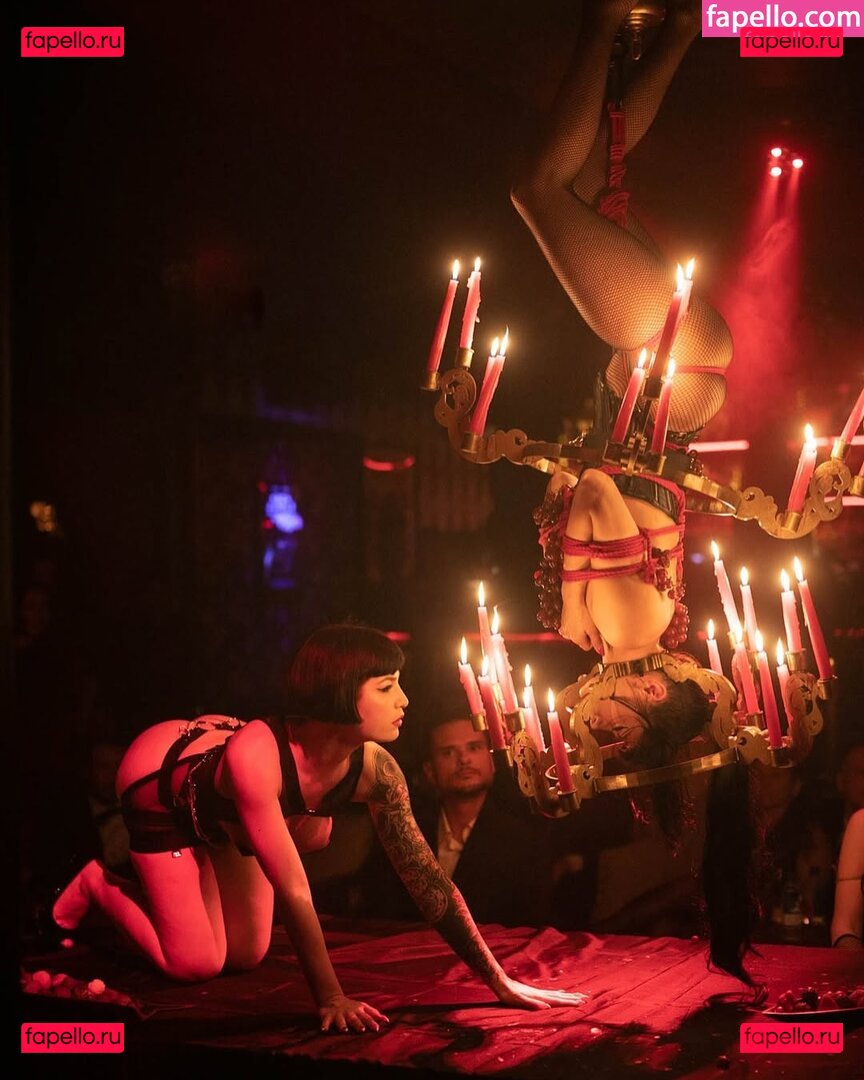 Sweet Séverine / SweetSeverine / sweet.severine / sweet_severine Onlyfans Photo Gallery 