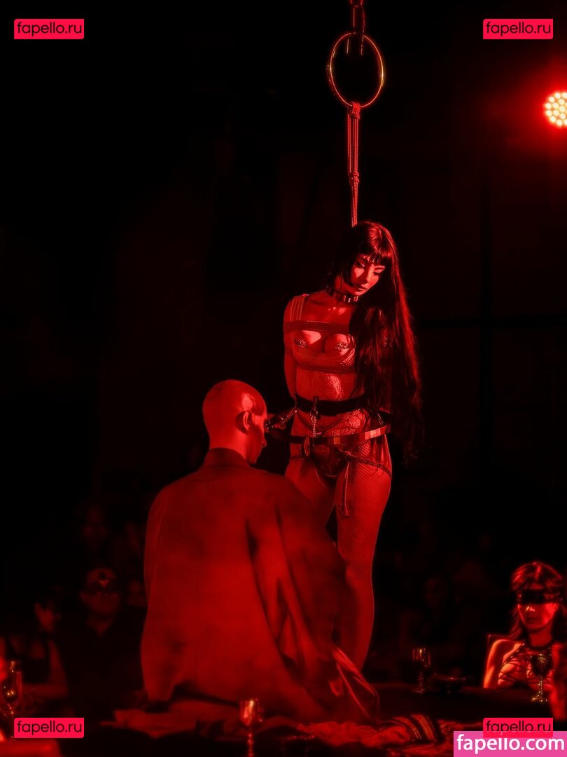 Sweet Séverine / SweetSeverine / sweet.severine / sweet_severine Onlyfans Photo Gallery 