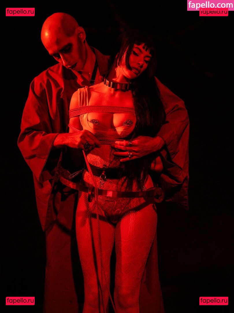 Sweet Séverine / SweetSeverine / sweet.severine / sweet_severine Onlyfans Photo Gallery 