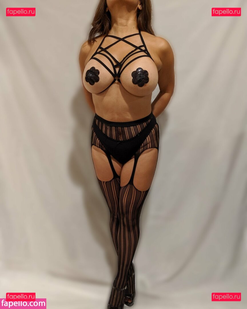 HotJade / HottyJade1 / lookie_nookie Onlyfans Photo Gallery 