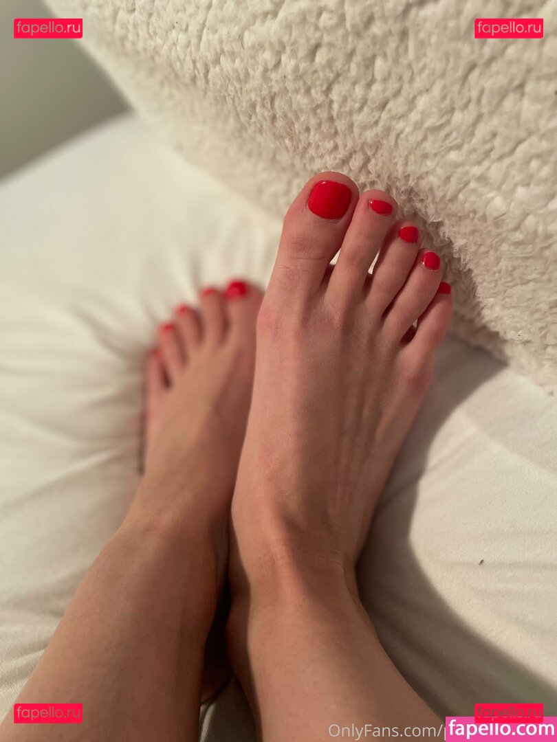 pineapples699 / secret_pineapple_babe