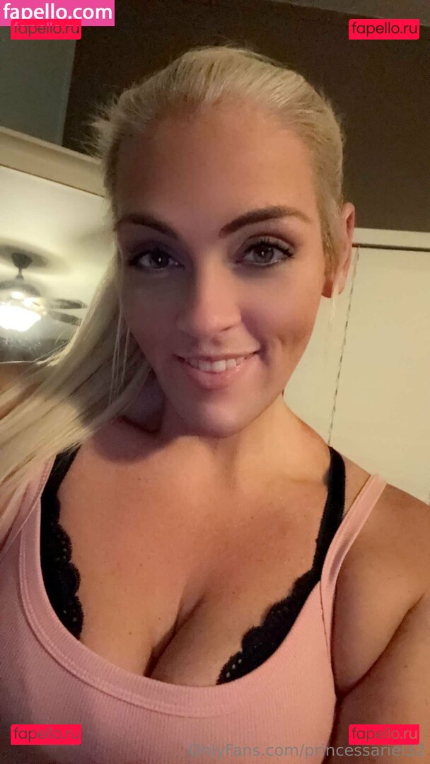 princessariel32 Onlyfans Photo Gallery 