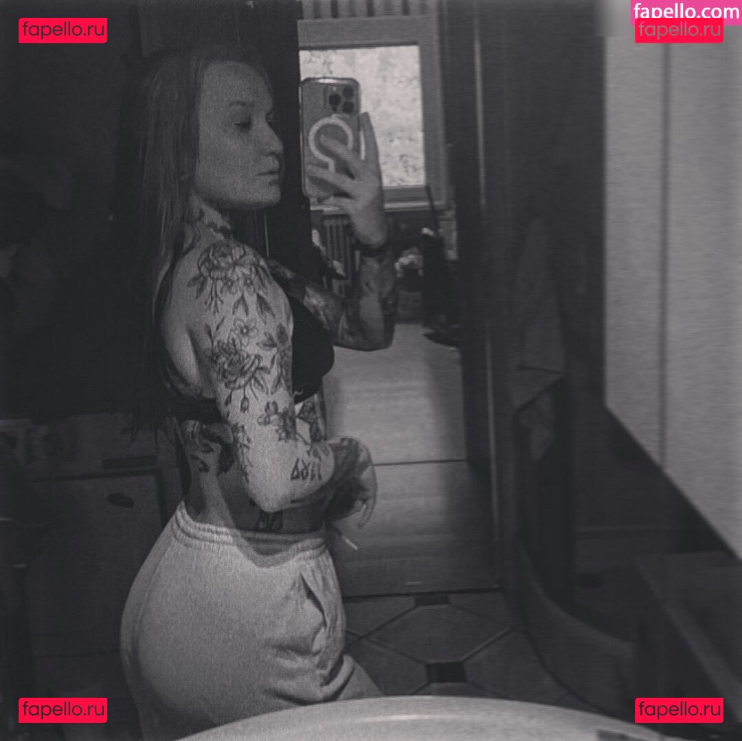 lauraruf / ms.lxura / ms.lxura_190er / ms_lxura666 / mslxura666 / u158522035 Onlyfans Photo Gallery 