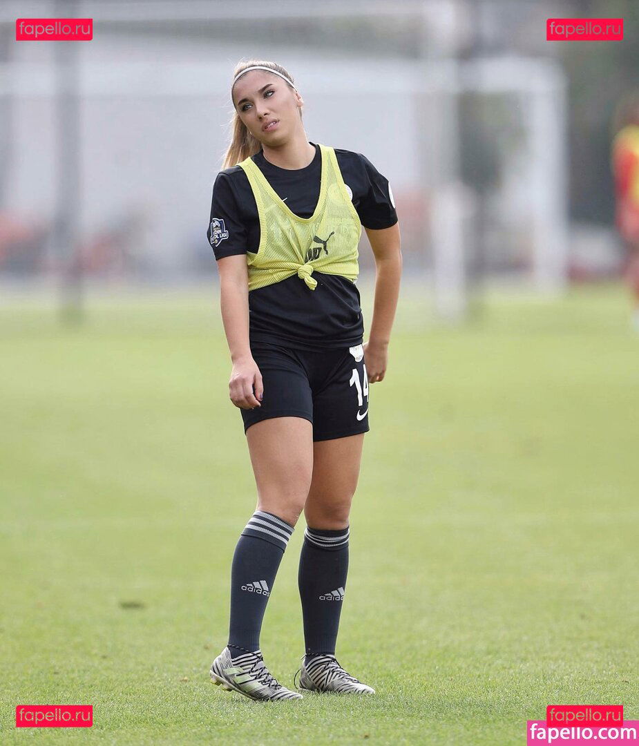 Elif Karaarslan / elifkaraarslan17 / elifkaraarslan_ / elifkaraarslan_17 Onlyfans Photo Gallery 