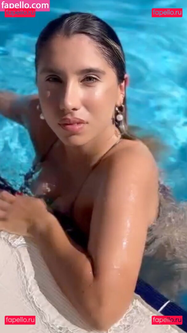 Elif Karaarslan / elifkaraarslan17 / elifkaraarslan_ / elifkaraarslan_17 Onlyfans Photo Gallery 