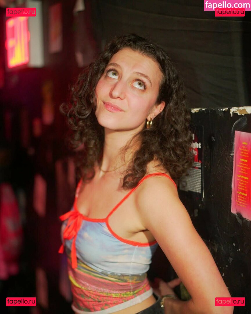 Yvette Segan / yvettesegan Onlyfans Photo Gallery 