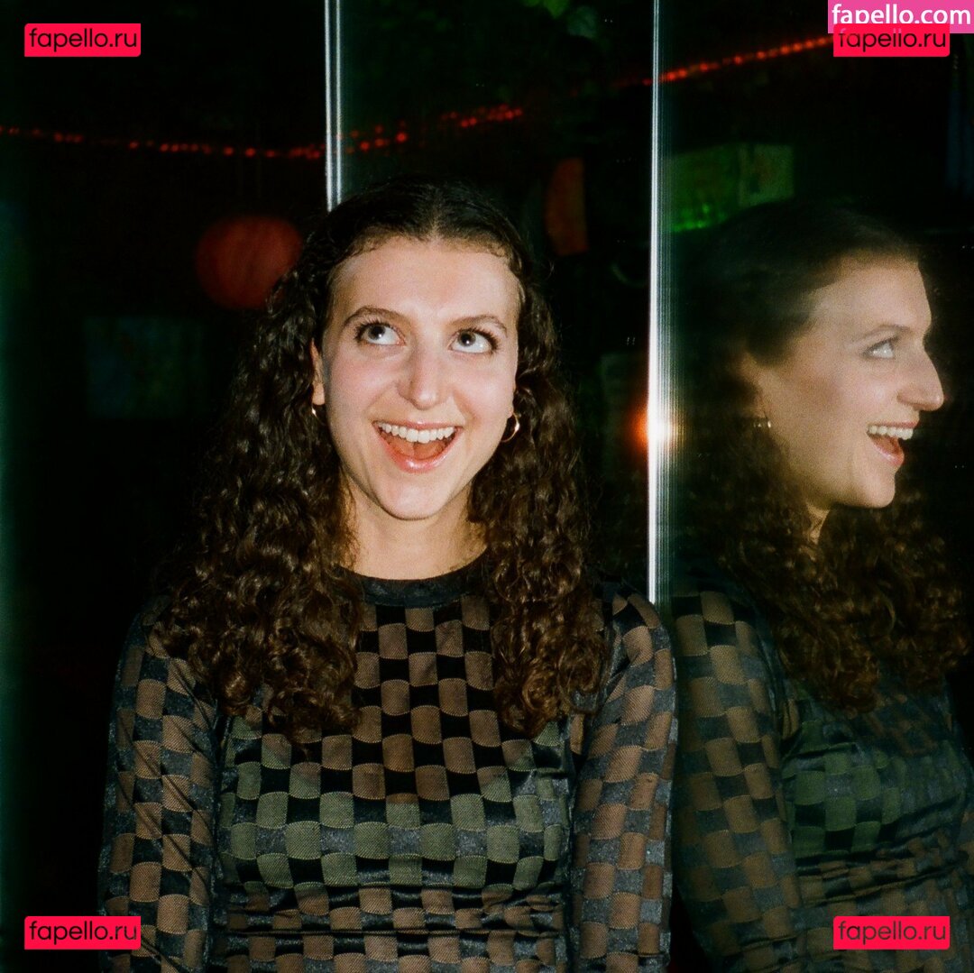 Yvette Segan / yvettesegan Onlyfans Photo Gallery 