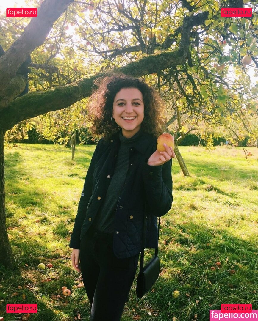 Yvette Segan / yvettesegan Onlyfans Photo Gallery 