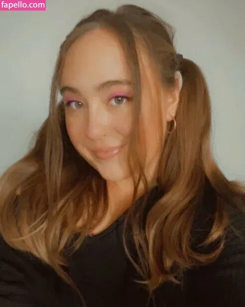 ravebaby Onlyfans Photo Gallery 