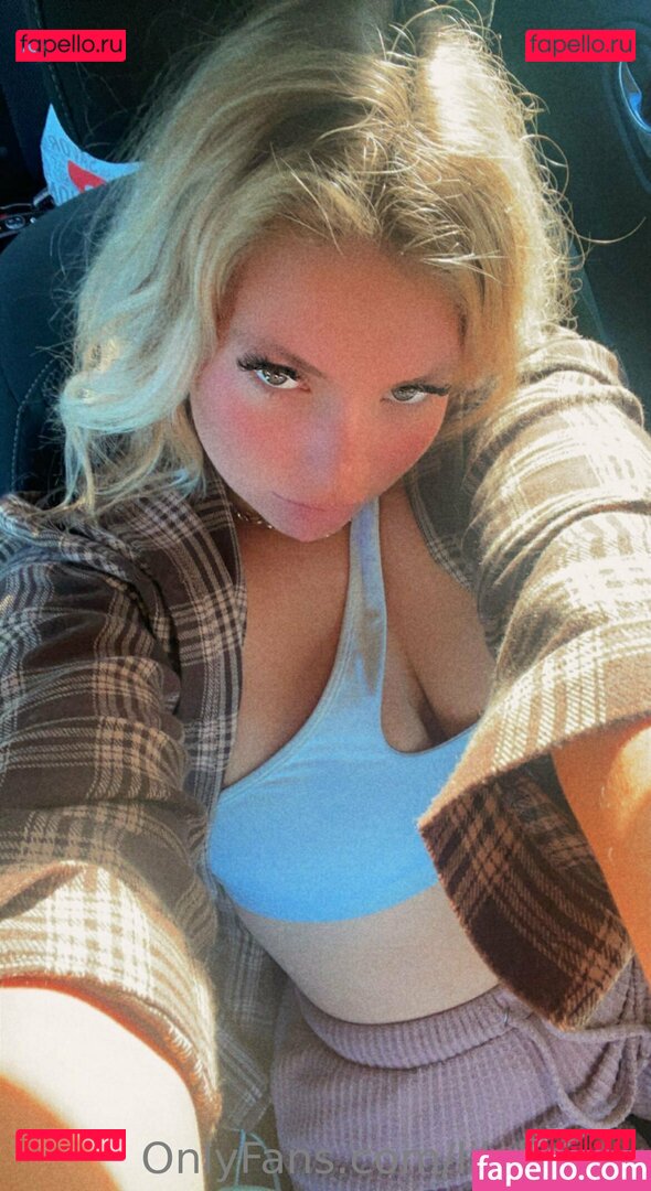 lilyhazex / lilyhazexx Onlyfans Photo Gallery 