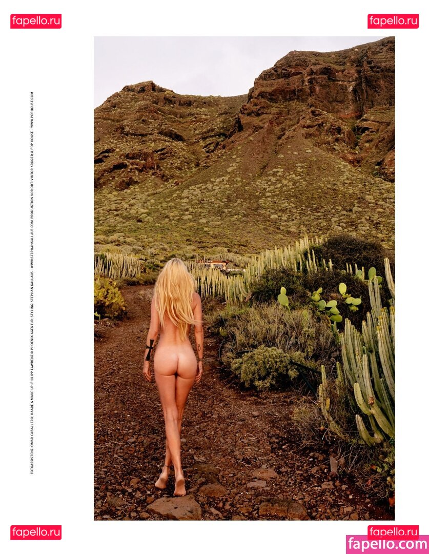 Sarah Kern / sarahkern_official Onlyfans Photo Gallery 