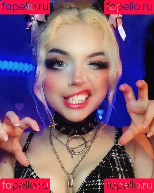 QueenNephilim / https: / queen.nephie Onlyfans Photo Gallery 