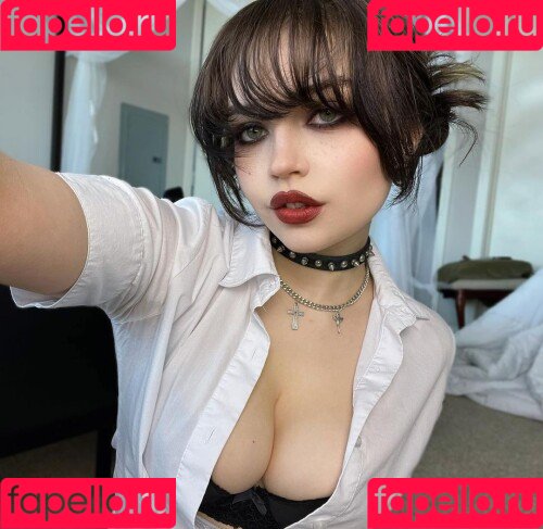 QueenNephilim / https: / queen.nephie Onlyfans Photo Gallery 