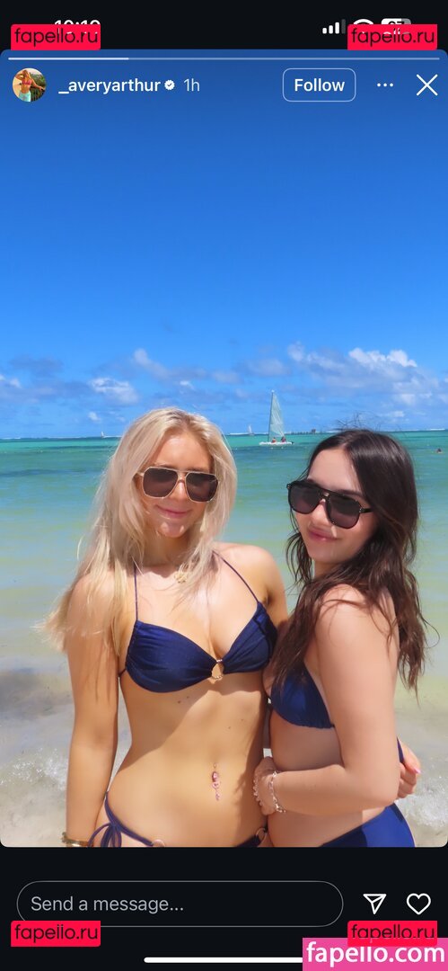 Avery Arthur / WideApp / _averyarthur Onlyfans Photo Gallery 