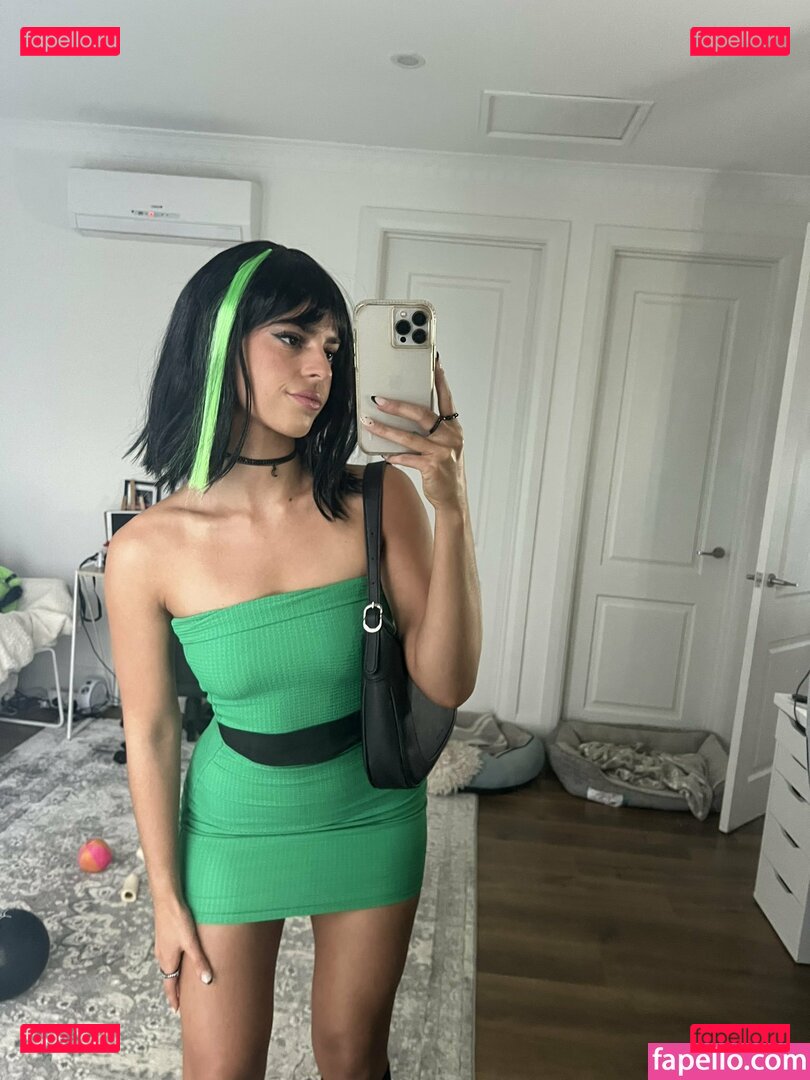 Develique / Develiquee / angelique_nk Onlyfans Photo Gallery 