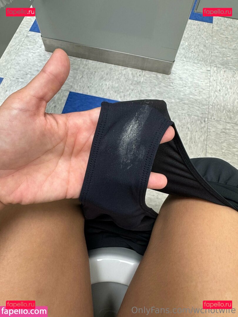 wchotwife Onlyfans Photo Gallery 