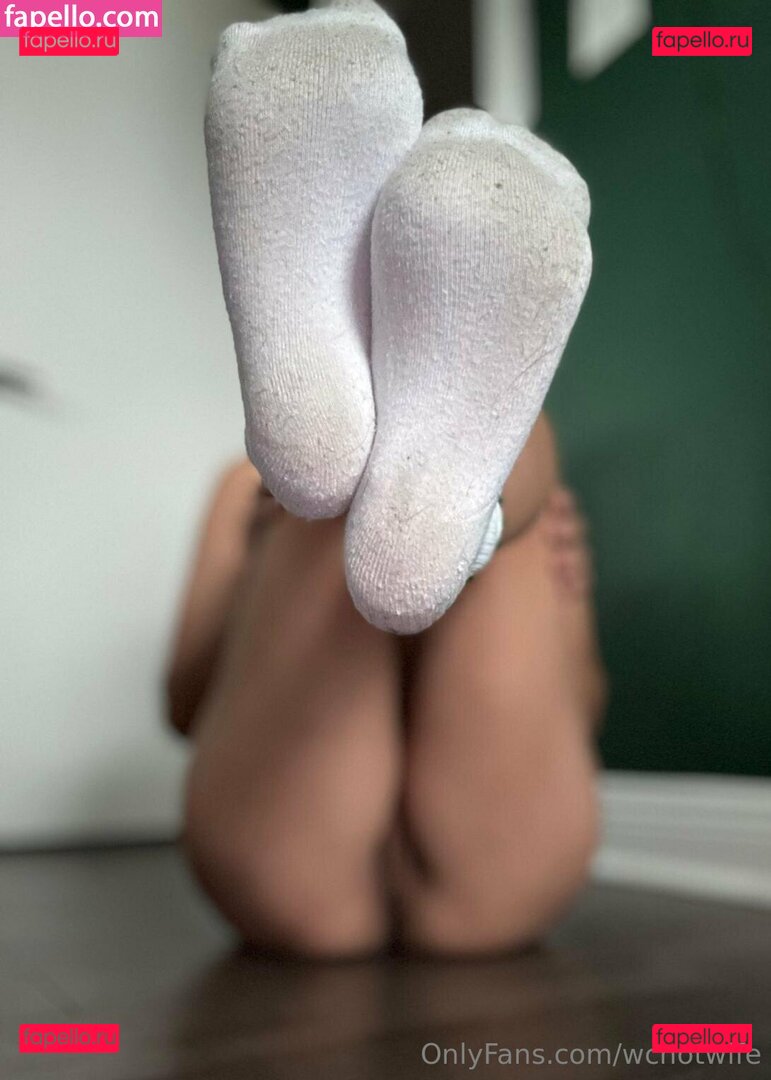 wchotwife Onlyfans Photo Gallery 