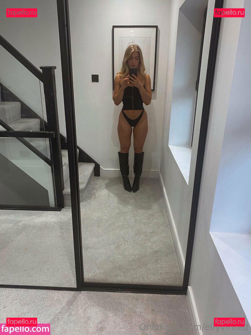 ellelittlewardobe Onlyfans Photo Gallery 