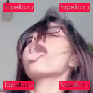 Simi Das / _simidas_ Onlyfans Photo Gallery 