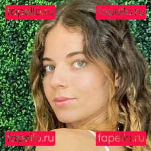 Victoria Xavier / victoria_has_a_secret / victoriaxavier Onlyfans Photo Gallery 