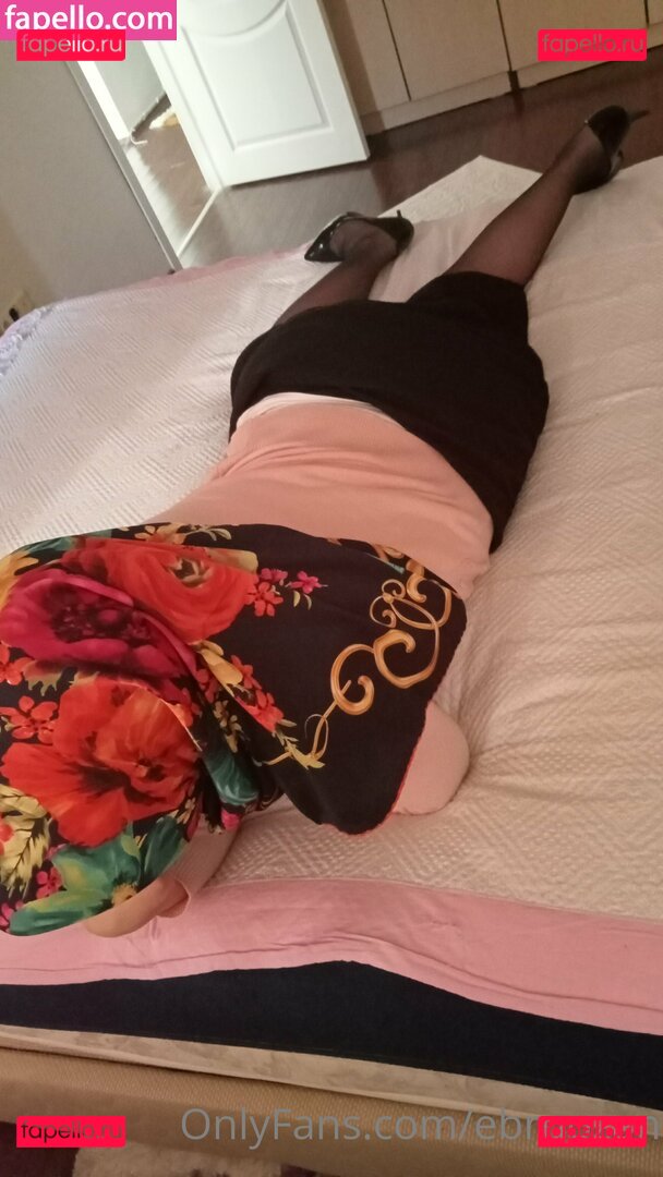 ebruesenelozan / ebruozan Onlyfans Photo Gallery 