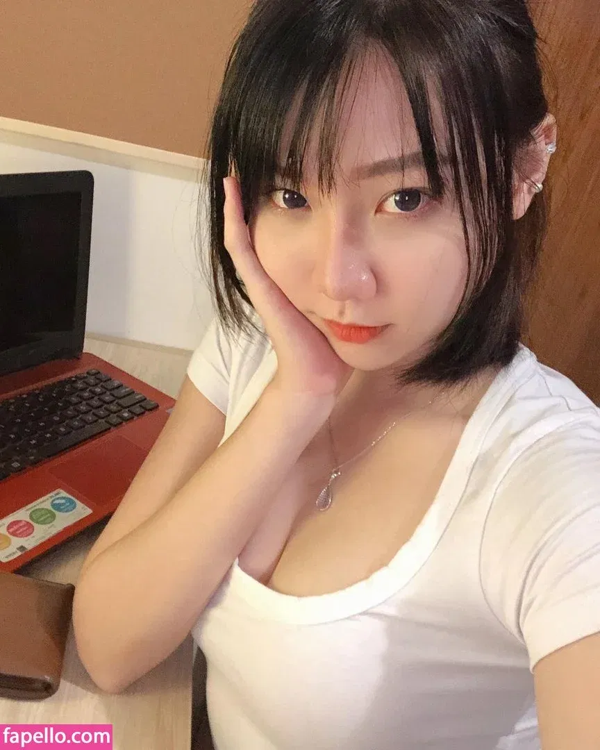 Jenadammaya Onlyfans Photo Gallery 