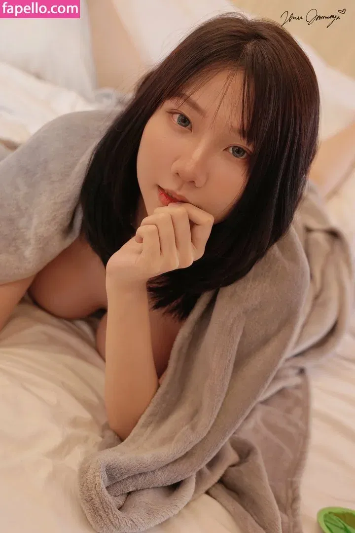 Jenadammaya Onlyfans Photo Gallery 