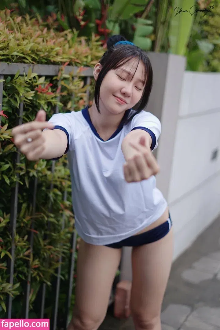 Jenadammaya Onlyfans Photo Gallery 