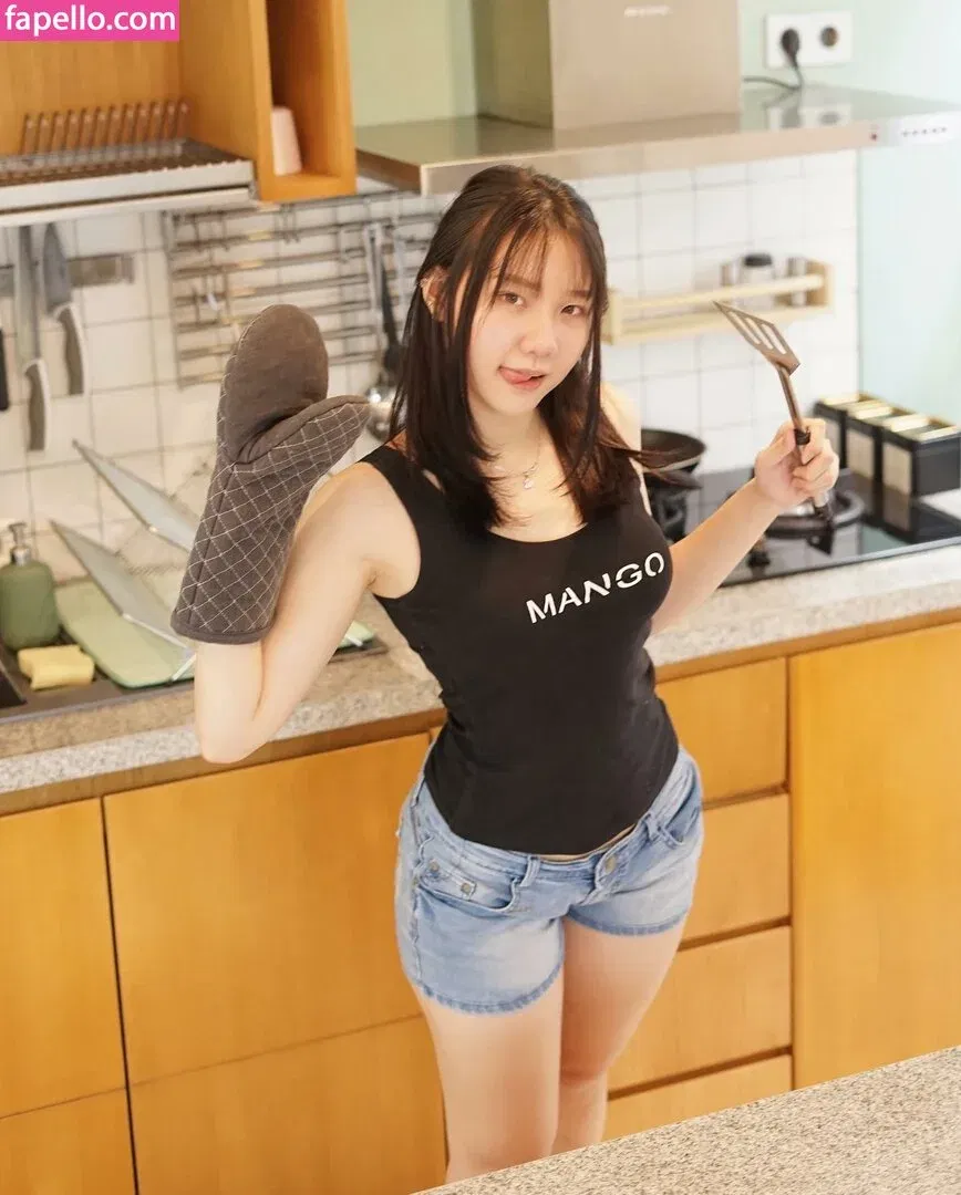 Jenadammaya Onlyfans Photo Gallery 