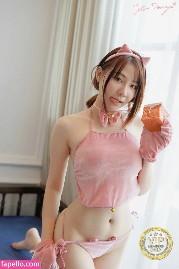 Jenadammaya Onlyfans Photo Gallery 