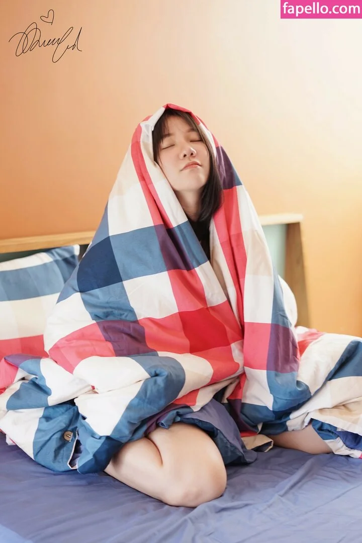 Jenadammaya Onlyfans Photo Gallery 