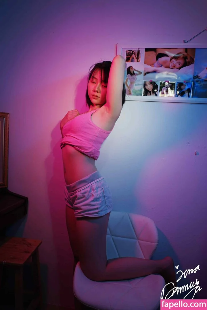 Jenadammaya Onlyfans Photo Gallery 