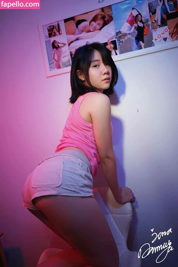 Jenadammaya Onlyfans Photo Gallery 