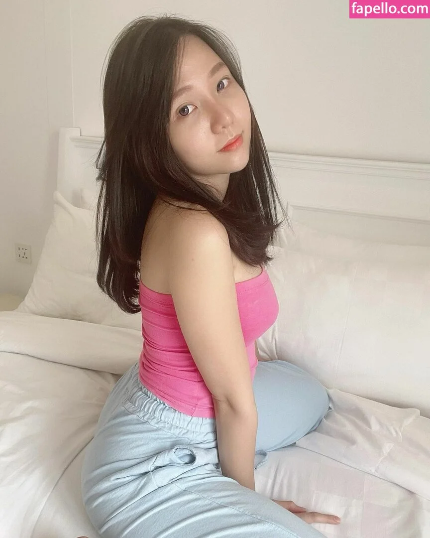 Jenadammaya Onlyfans Photo Gallery 