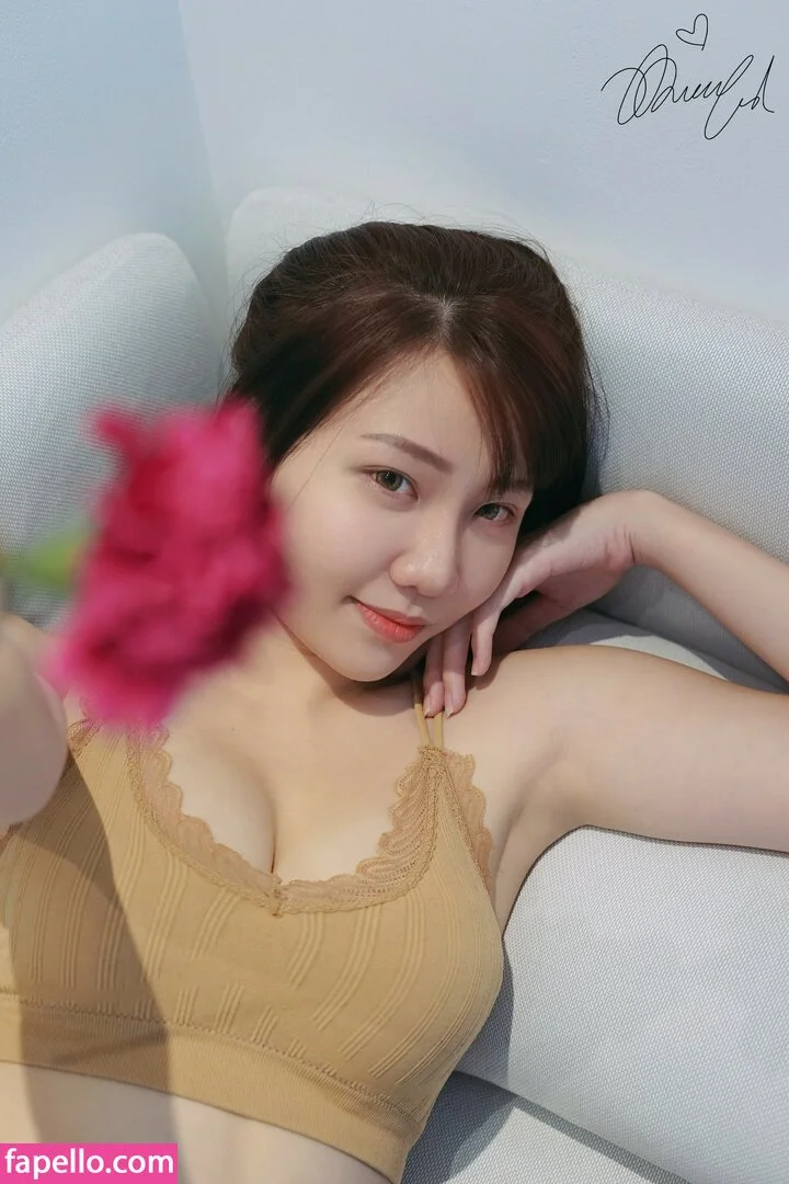 Jenadammaya Onlyfans Photo Gallery 