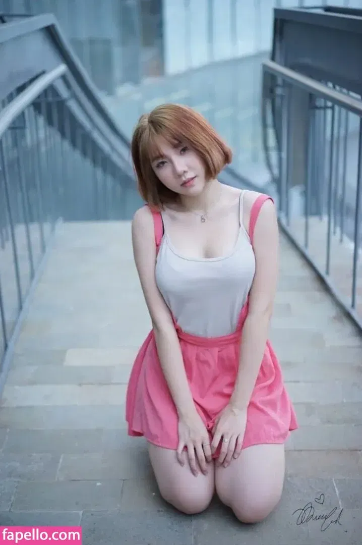 Jenadammaya Onlyfans Photo Gallery 