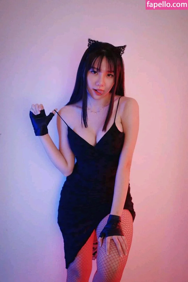 Jenadammaya Onlyfans Photo Gallery 