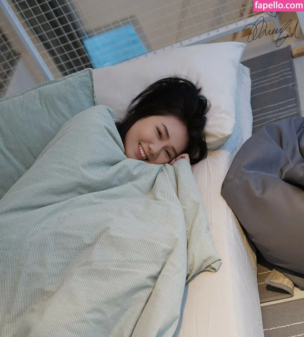 Jenadammaya Onlyfans Photo Gallery 