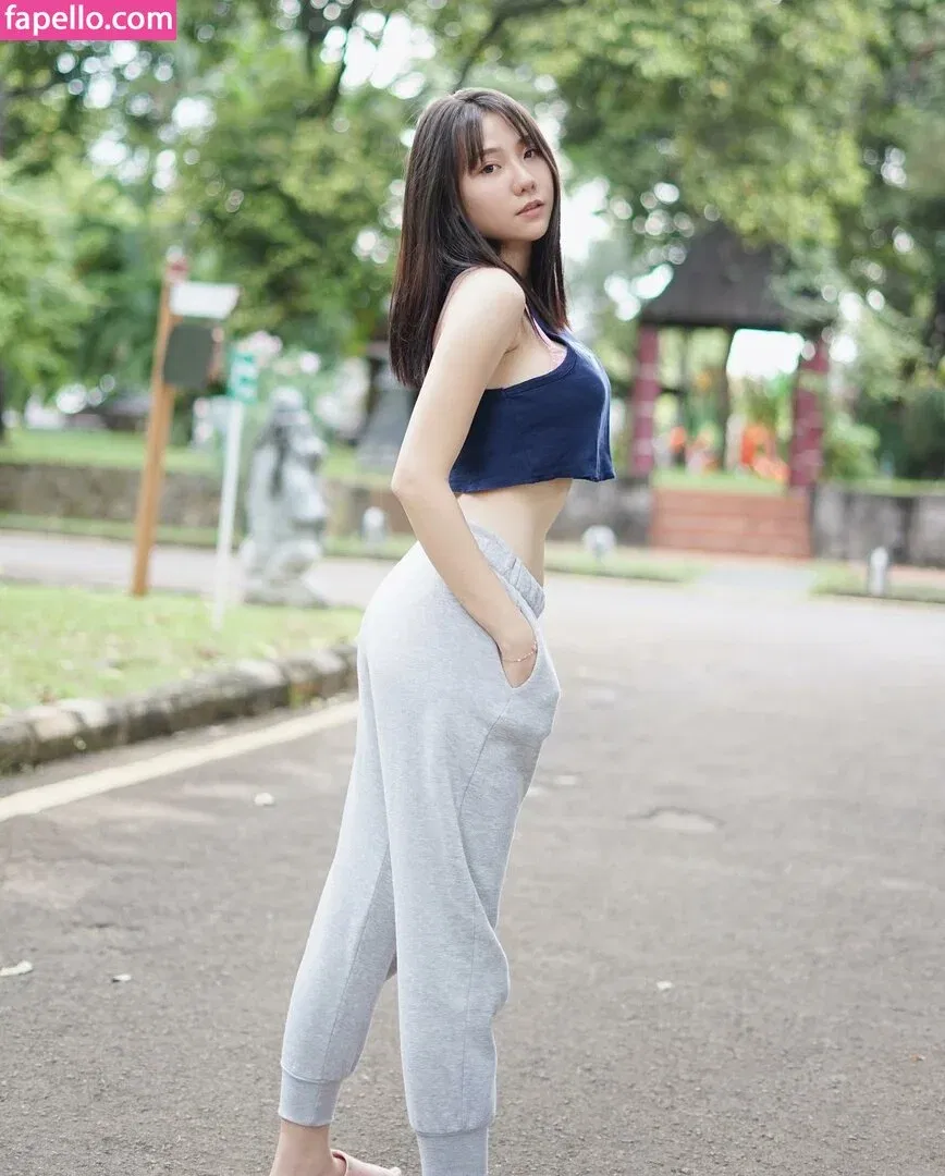 Jenadammaya Onlyfans Photo Gallery 