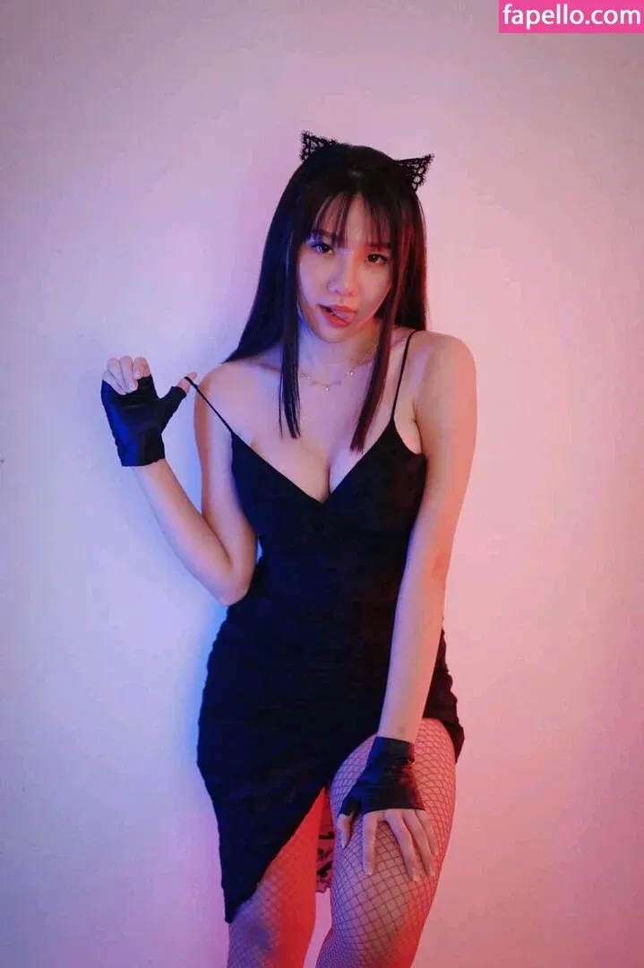 Jenadammaya Onlyfans Photo Gallery 