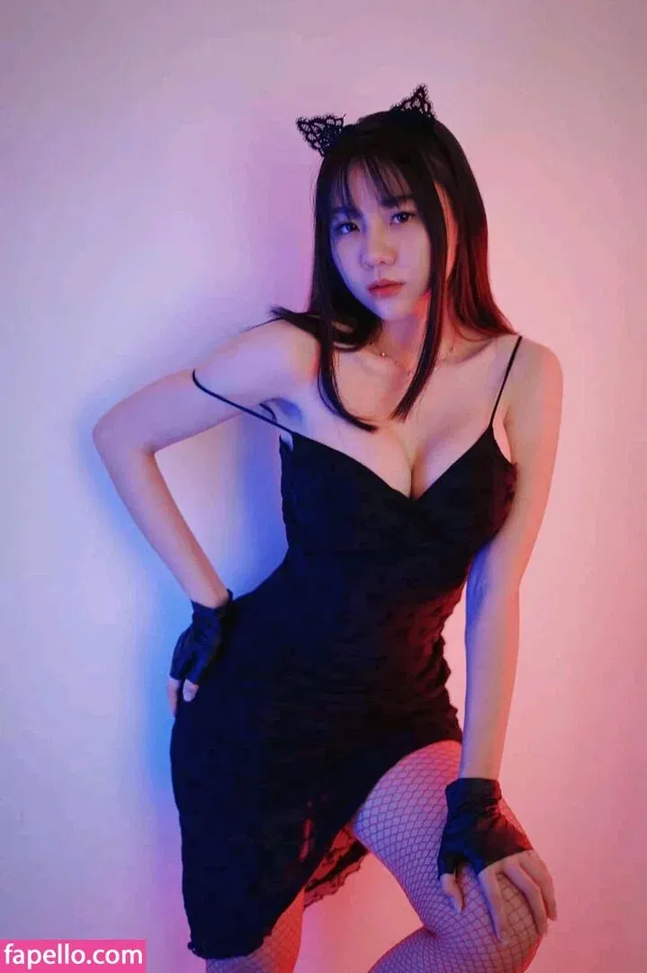 Jenadammaya Onlyfans Photo Gallery 