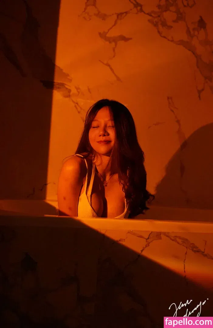 Jenadammaya Onlyfans Photo Gallery 