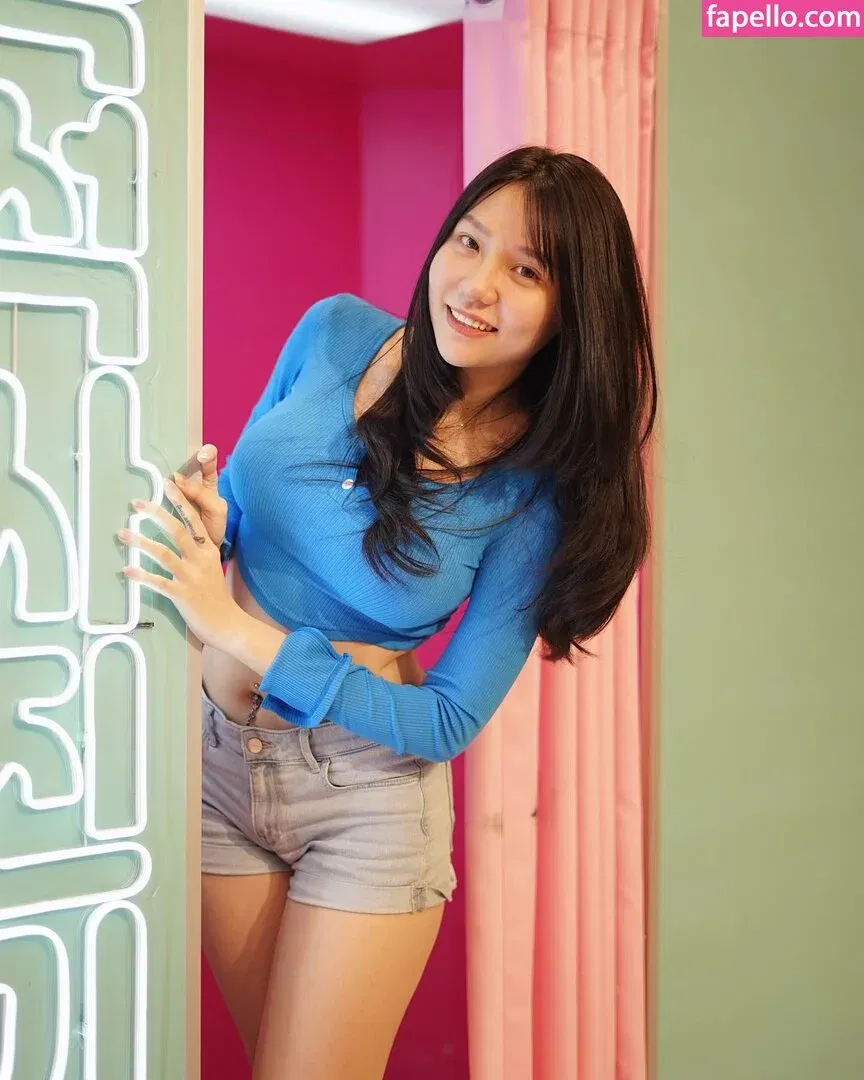 Jenadammaya Onlyfans Photo Gallery 