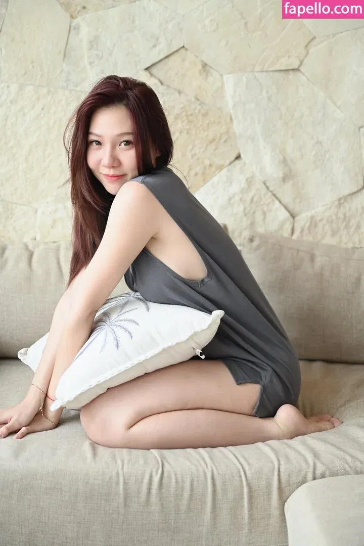 Jenadammaya Onlyfans Photo Gallery 