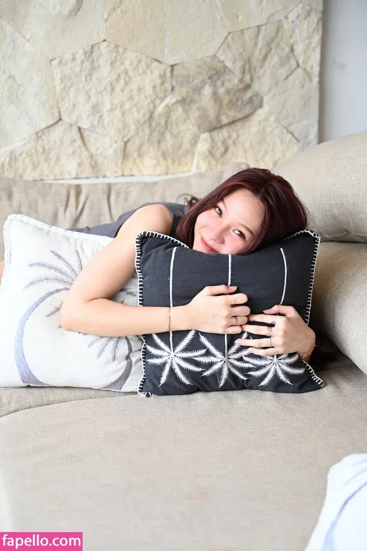 Jenadammaya Onlyfans Photo Gallery 